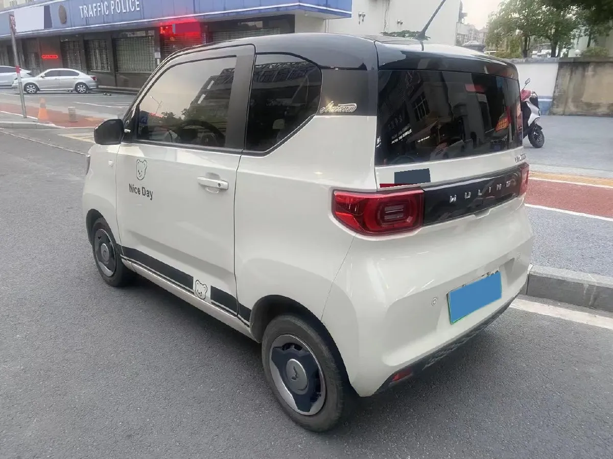 2022 WuLing HongGuang MINI EV BEV 9KWH,autocango,china used car exporter,china ev exporter,chinese used car exporter,chinese used ev exporter