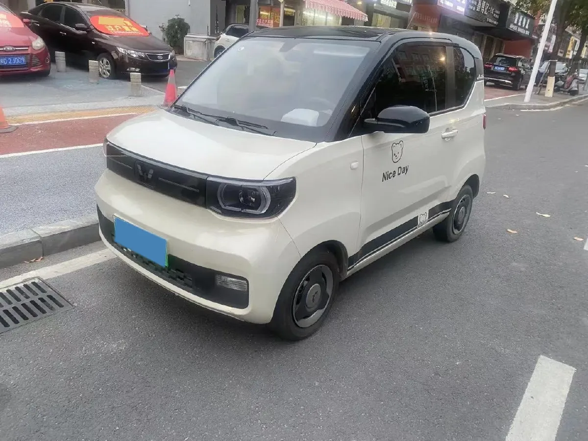 2022 WuLing HongGuang MINI EV BEV 9KWH,autocango,china used car exporter,china ev exporter,chinese used car exporter,chinese used ev exporter