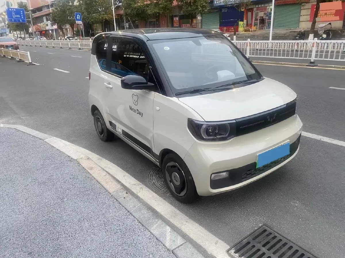 2022 WuLing HongGuang MINI EV BEV 9KWH,autocango,china used car exporter,china ev exporter,chinese used car exporter,chinese used ev exporter