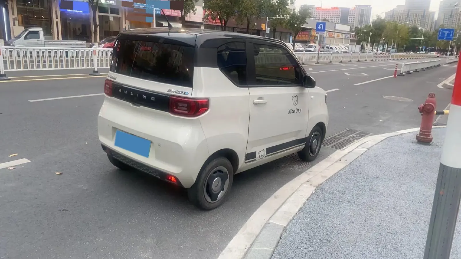 2022 WuLing HongGuang MINI EV BEV 9KWH,autocango,china used car exporter,china ev exporter,chinese used car exporter,chinese used ev exporter