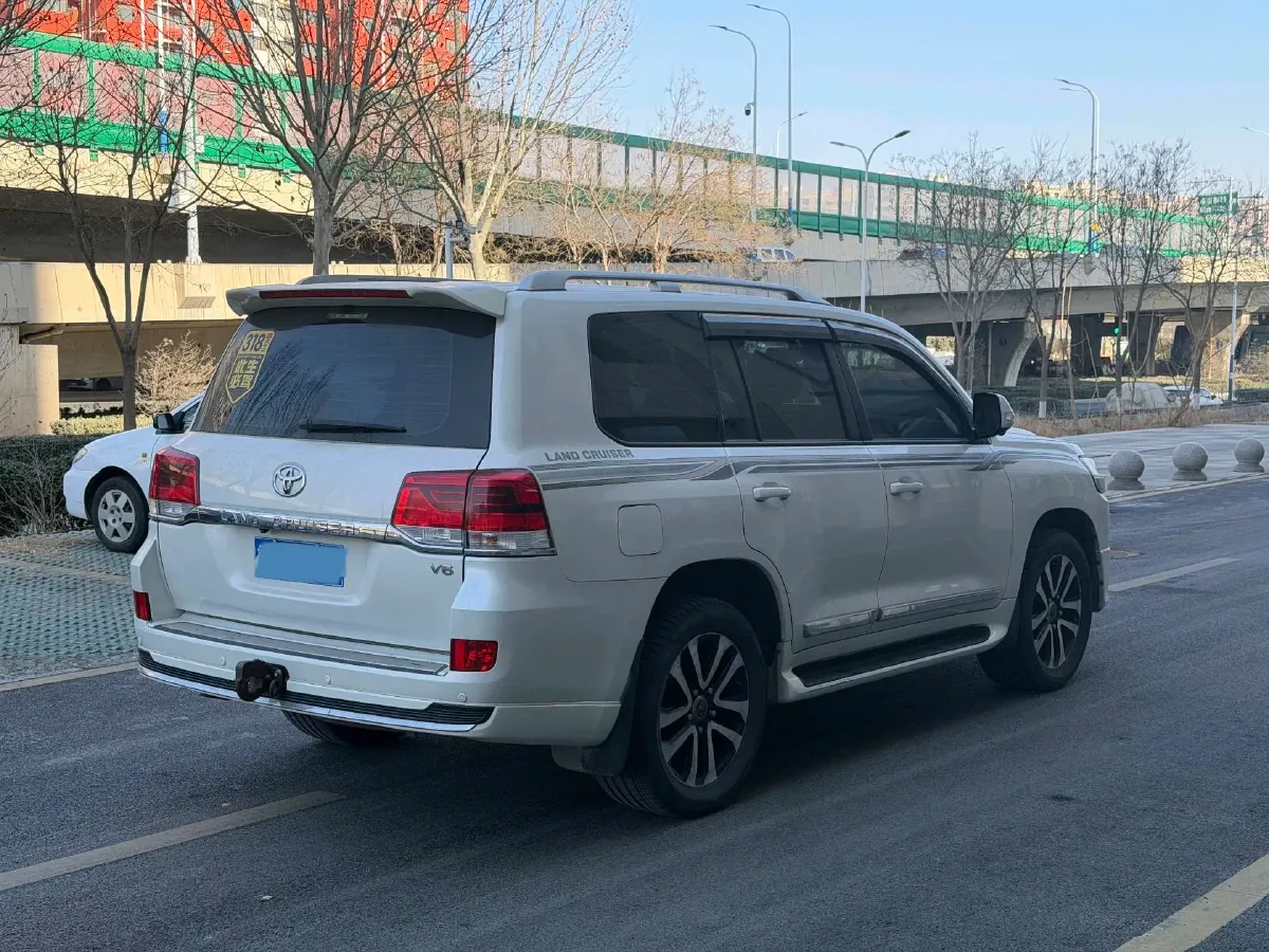 2019 Chevrolet Trax 1.0T 125HP L3 6AT,autocango,china used car exporter,china ev exporter,chinese used car exporter,chinese used ev exporter