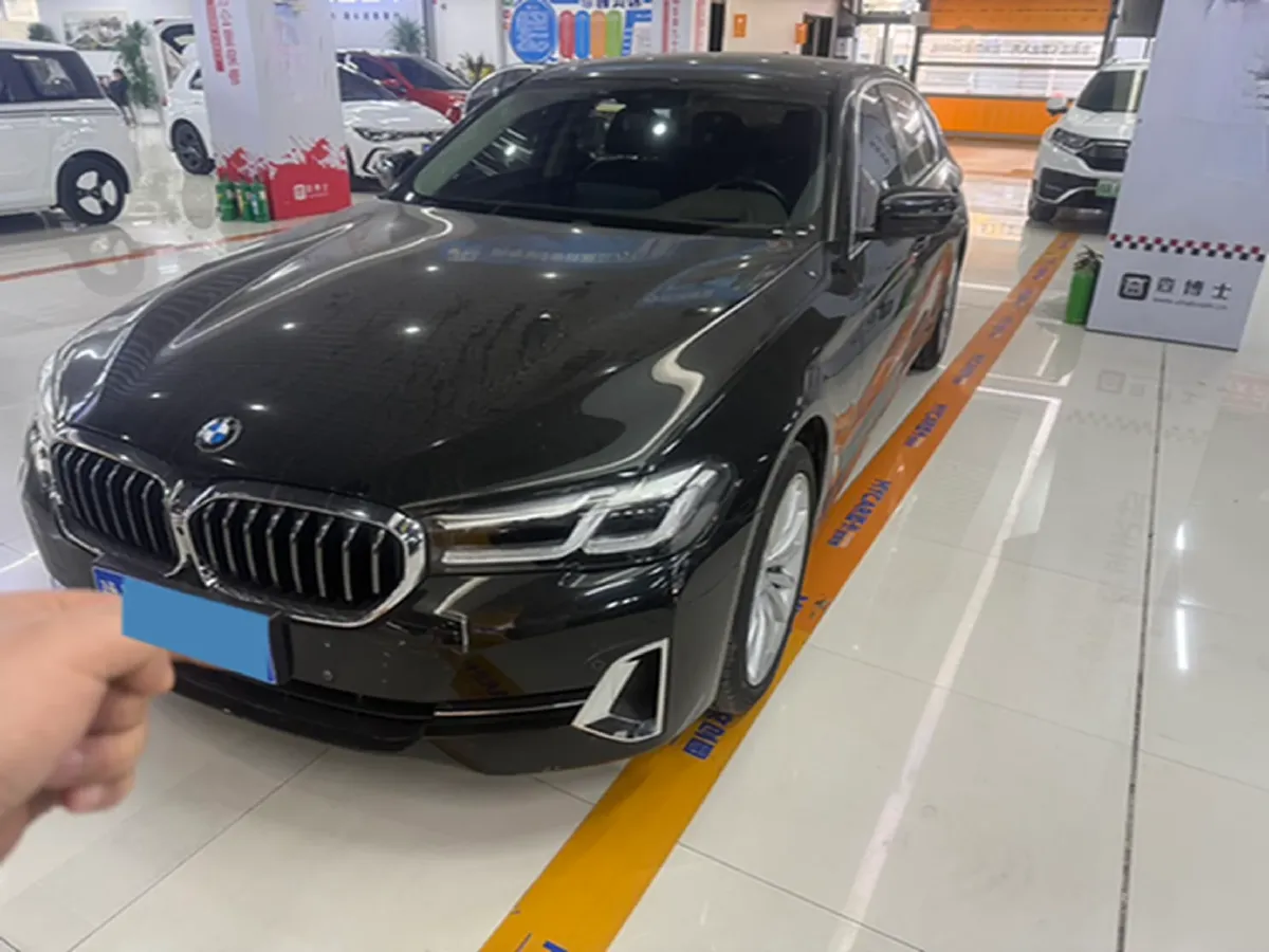 2023 BMW 5 Series 2.0T 245HP L4 8AT,autocango,china used car exporter,china ev exporter,chinese used car exporter,chinese used ev exporter