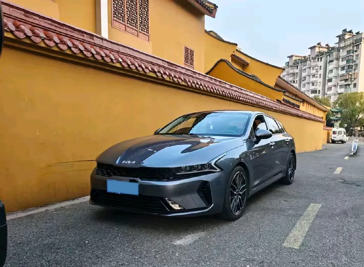 2021 Kia K5 2.0T 240HP L4 8AT,autocango,china used car exporter,china ev exporter,chinese used car exporter,chinese used ev exporter