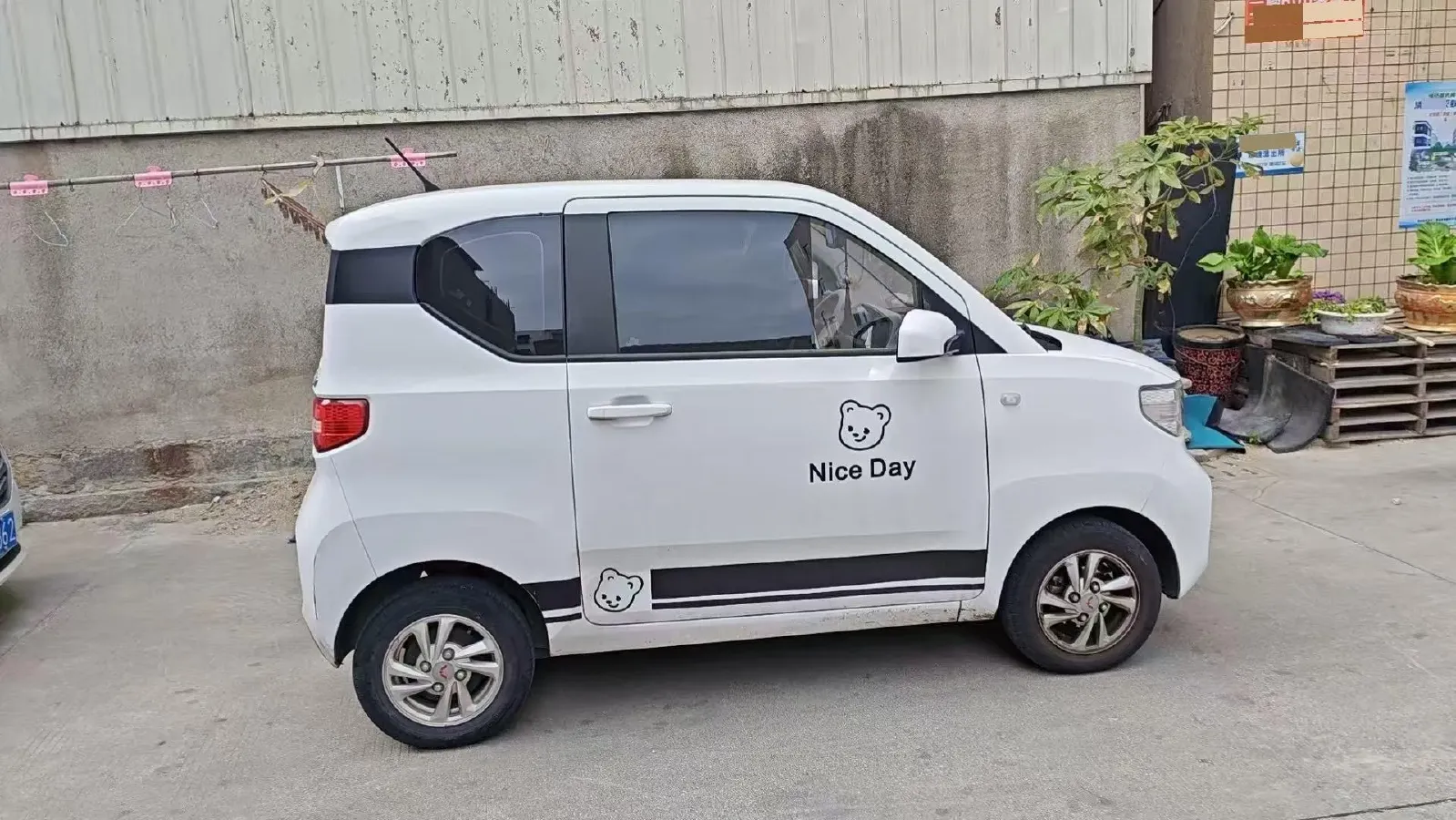 2020 WuLing HongGuang MINI EV BEV 13.8KWH,autocango,china used car exporter,china ev exporter,chinese used car exporter,chinese used ev exporter
