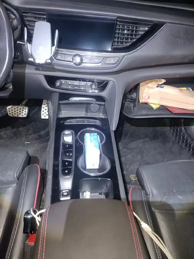 2020 Buick Regal 2.0T 237HP L4 9AT,autocango,china used car exporter,china ev exporter,chinese used car exporter,chinese used ev exporter