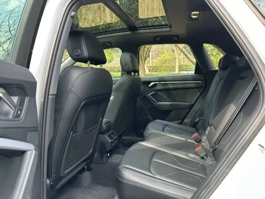 2024 Audi Q3 1.5T 160HP L4 7DCT,autocango,china used car exporter,china ev exporter,chinese used car exporter,chinese used ev exporter