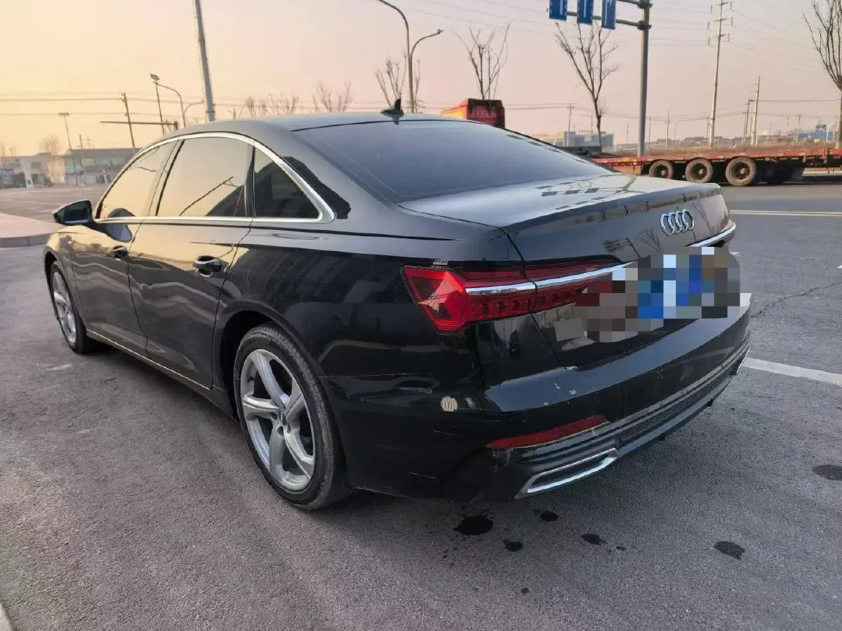 2019 Audi A6L 2.0T 190HP L4 7DCT,autocango,china used car exporter,china ev exporter,chinese used car exporter,chinese used ev exporter