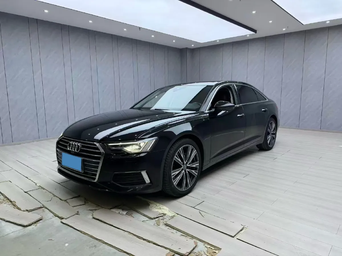 2020 Audi A6L 2.0T 224HP L4 7DCT,autocango,china used car exporter,china ev exporter,chinese used car exporter,chinese used ev exporter