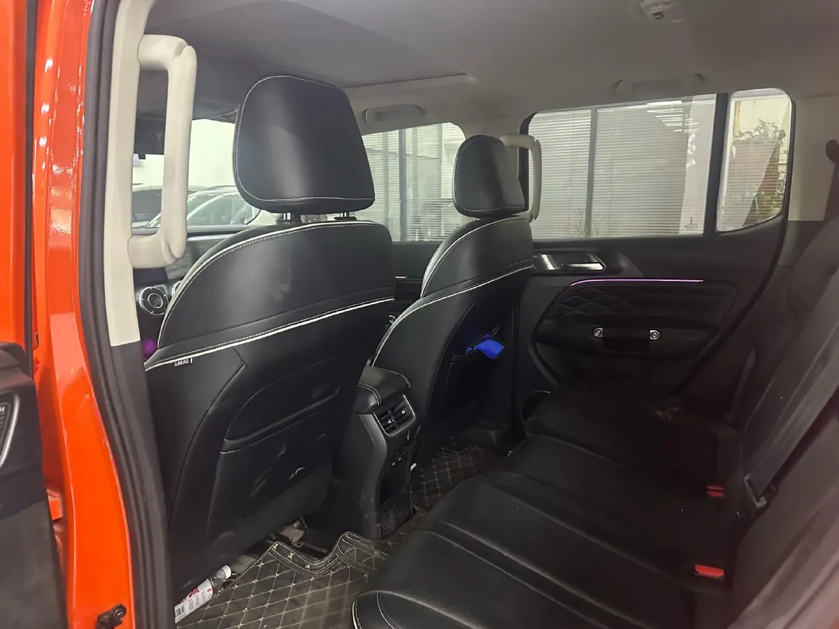 2021 Tank 300 2.0T 227HP L4 8AT,autocango,china used car exporter,china ev exporter,chinese used car exporter,chinese used ev exporter