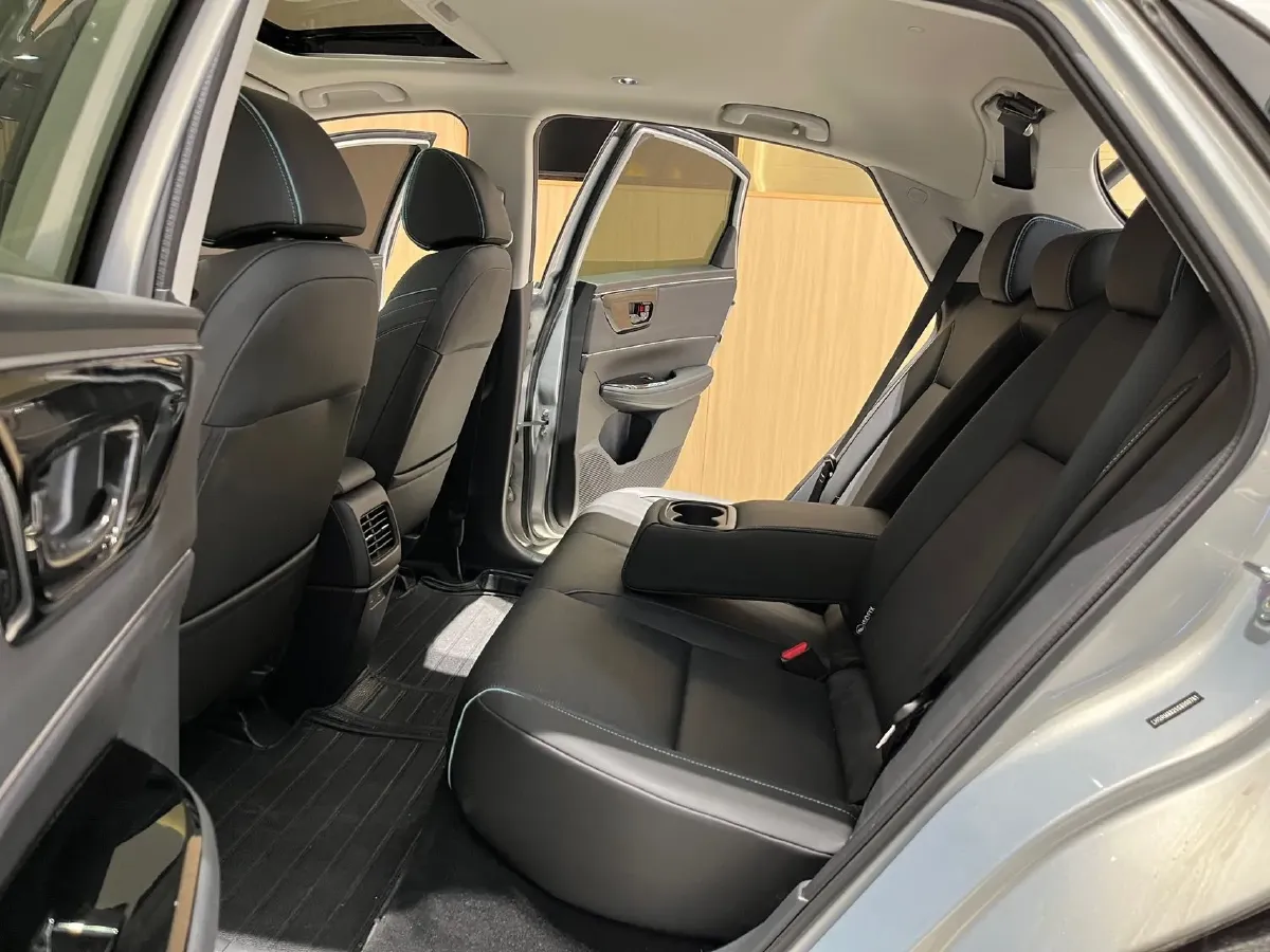 2024 Honda e:NP2 BEV 68.8KWH,autocango,china used car exporter,china ev exporter,chinese used car exporter,chinese used ev exporter