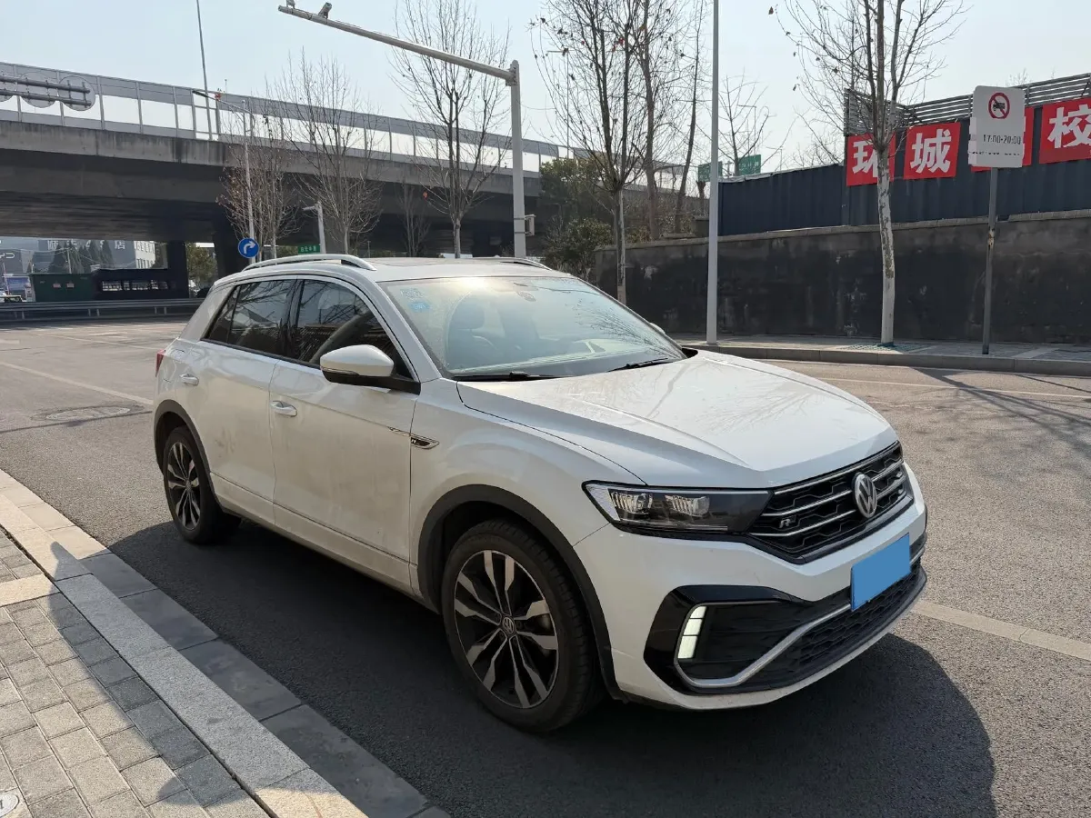 2020 Volkswagen T-Roc 1.4T 150HP L4 7DCT,autocango,china used car exporter,china ev exporter,chinese used car exporter,chinese used ev exporter