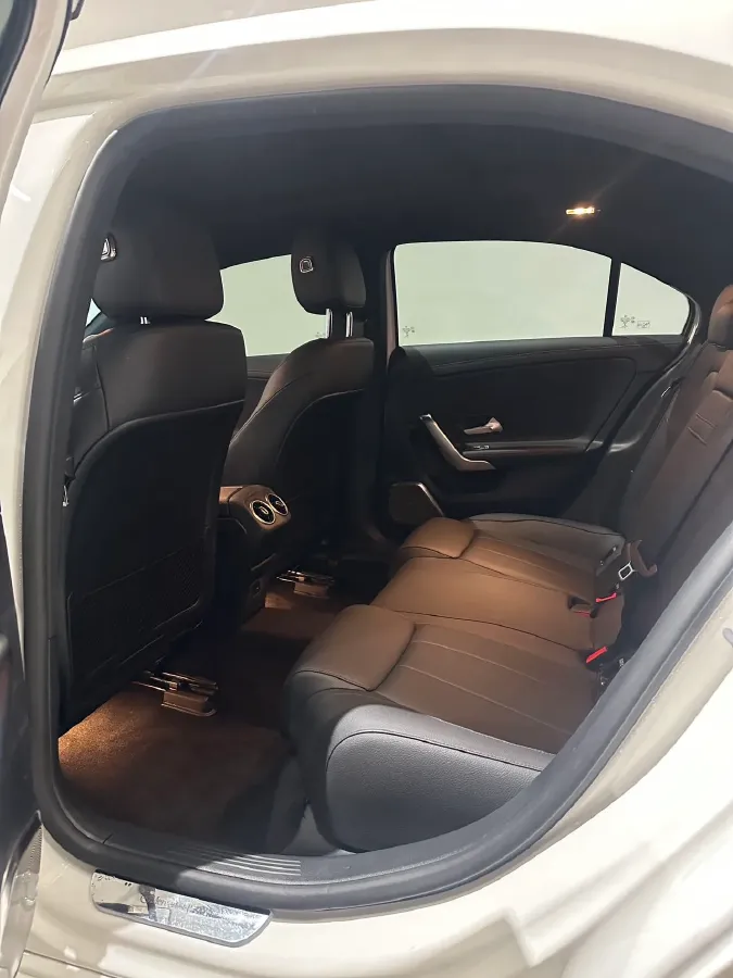 2022 Mercedes-Benz A Class 1.3T 163HP L4 7DCT,autocango,china used car exporter,china ev exporter,chinese used car exporter,chinese used ev exporter