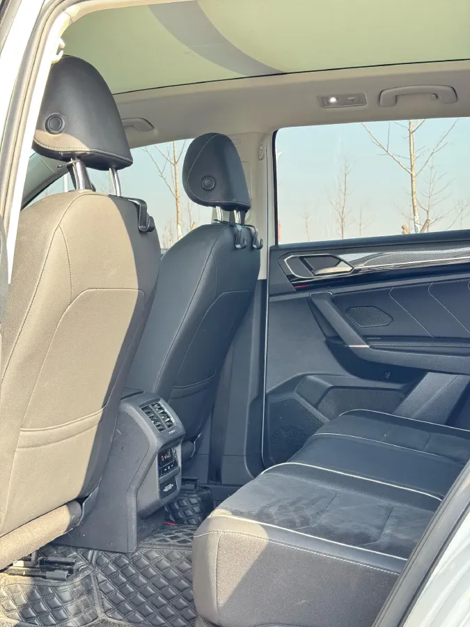 2021 Volkswagen Tayron 2.0T 186HP L4 7DCT,autocango,china used car exporter,china ev exporter,chinese used car exporter,chinese used ev exporter