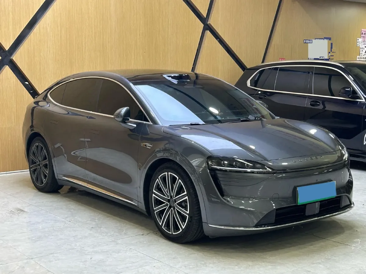 2025 Luxeed R7 REEV 156HP REEV 37KWH,autocango,china used car exporter,china ev exporter,chinese used car exporter,chinese used ev exporter