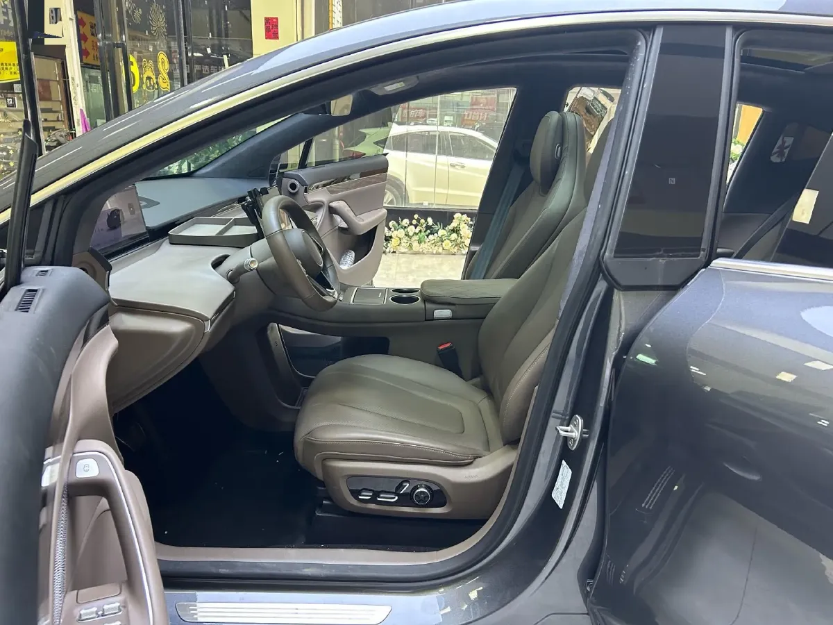 2025 Luxeed R7 REEV 156HP REEV 37KWH,autocango,china used car exporter,china ev exporter,chinese used car exporter,chinese used ev exporter