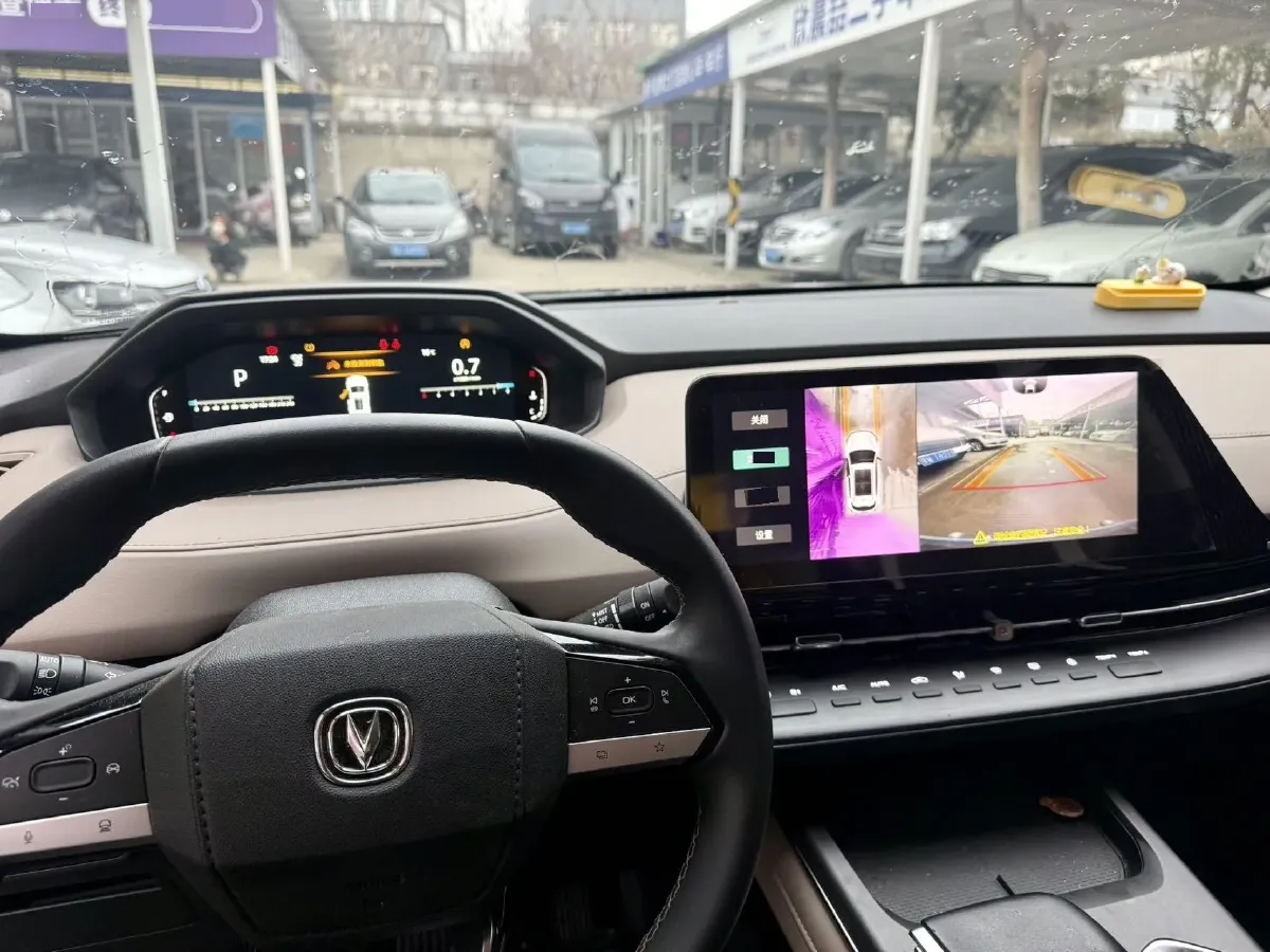 2022 ChangAn Oshan X7 Plus 1.5T 188HP L4 7DCT,autocango,china used car exporter,china ev exporter,chinese used car exporter,chinese used ev exporter