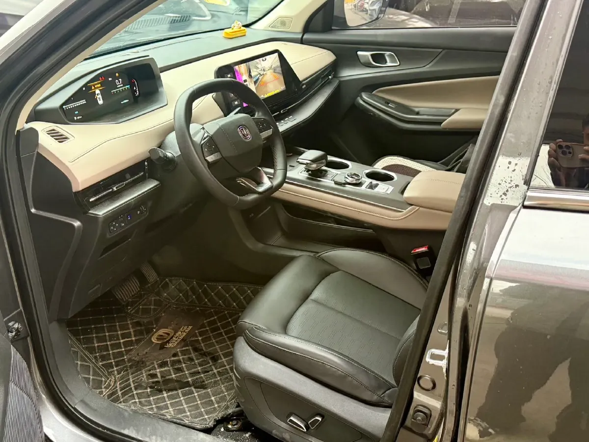 2022 ChangAn Oshan X7 Plus 1.5T 188HP L4 7DCT,autocango,china used car exporter,china ev exporter,chinese used car exporter,chinese used ev exporter