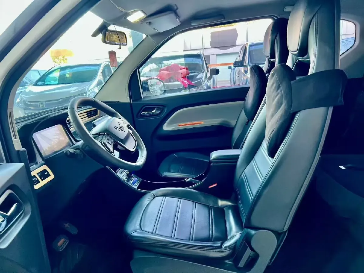 2021 WuLing HongGuang MINI EV BEV 13.9KWH,autocango,china used car exporter,china ev exporter,chinese used car exporter,chinese used ev exporter