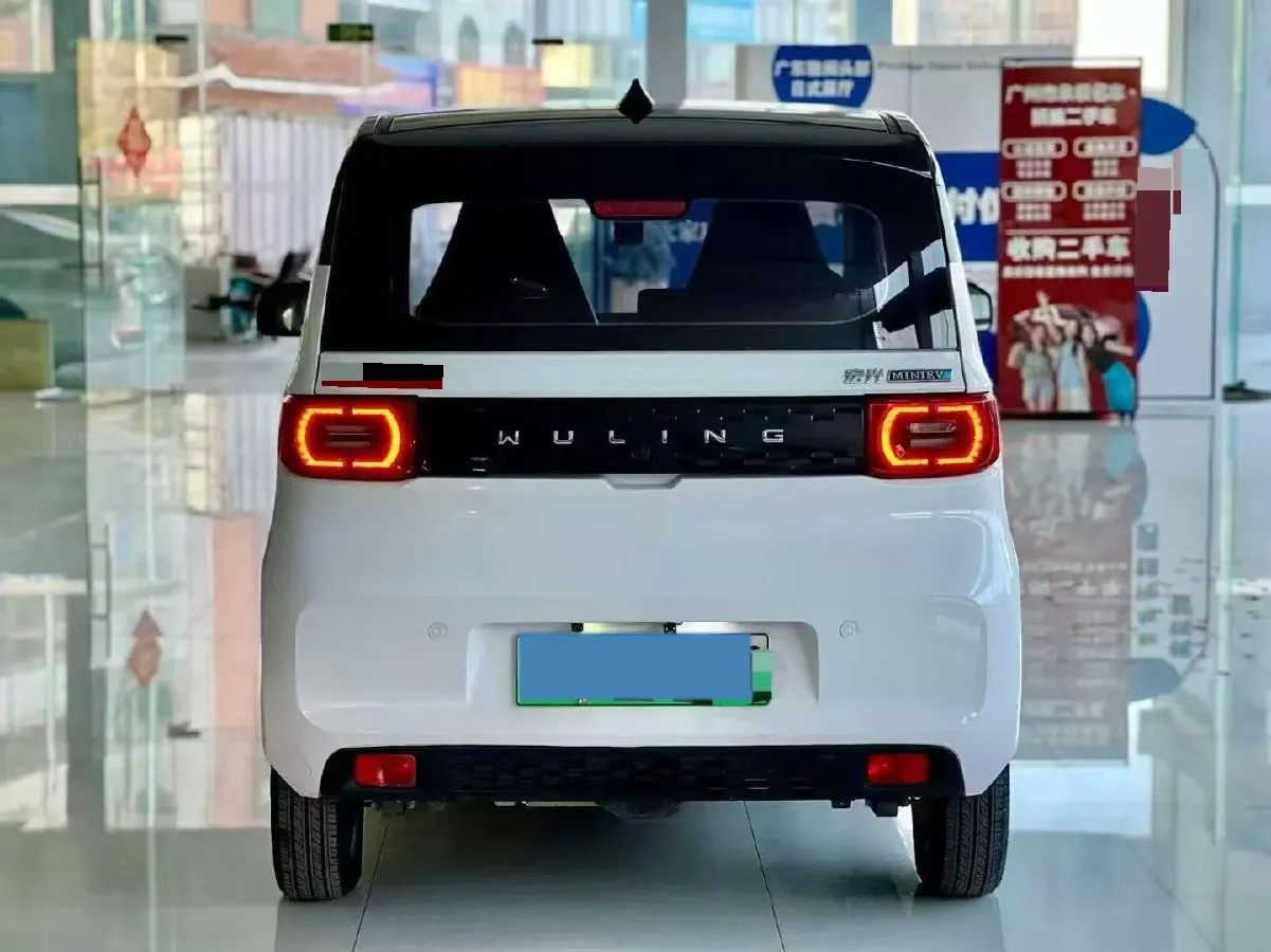 2021 WuLing HongGuang MINI EV BEV 13.9KWH,autocango,china used car exporter,china ev exporter,chinese used car exporter,chinese used ev exporter
