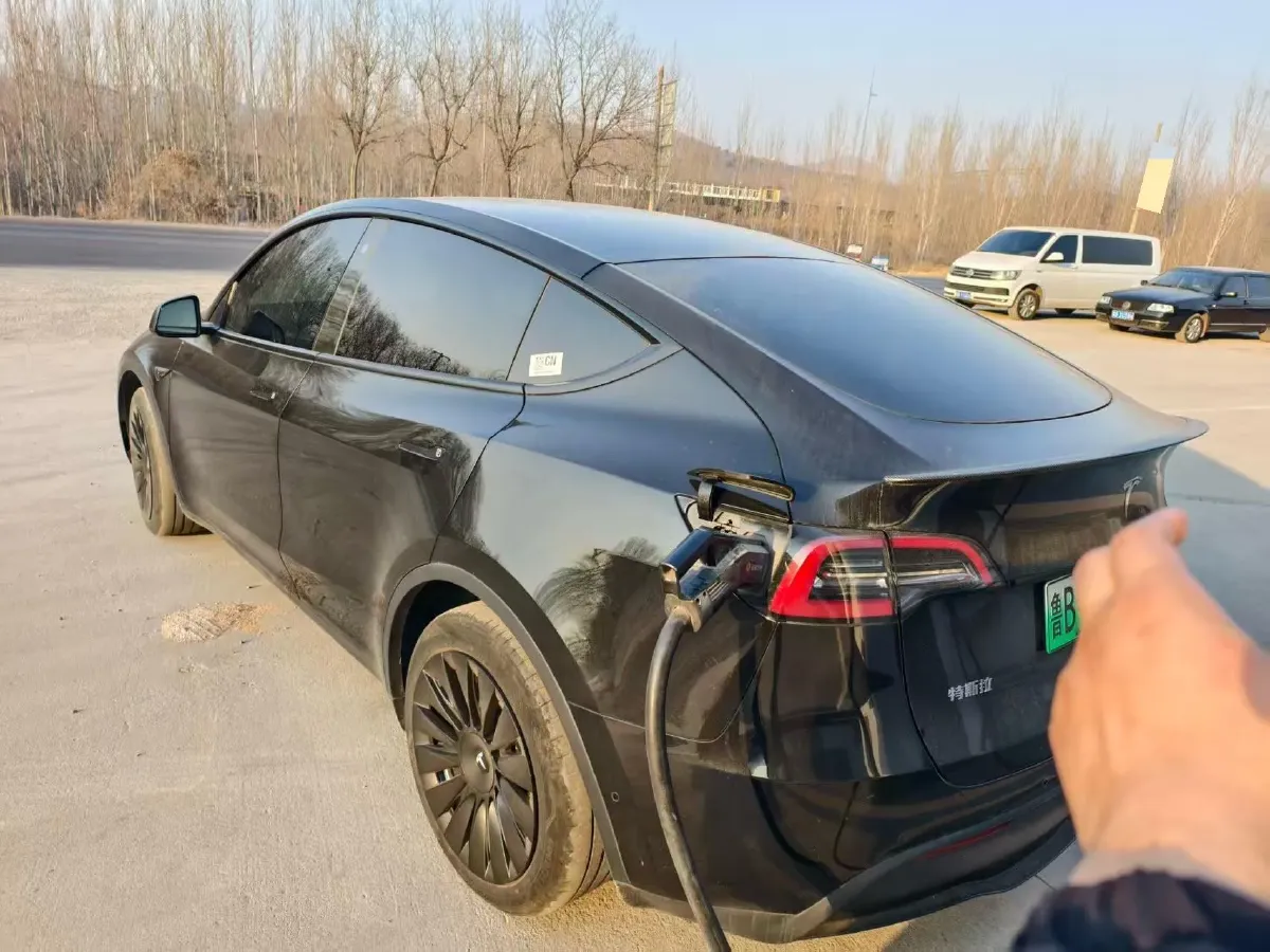 2022 Tesla Model Y BEV 60KWH,autocango,china used car exporter,china ev exporter,chinese used car exporter,chinese used ev exporter