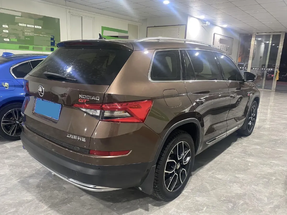 2019 Skoda Kodiak GT 2.0T 220HP L4 7DCT,autocango,china used car exporter,china ev exporter,chinese used car exporter,chinese used ev exporter