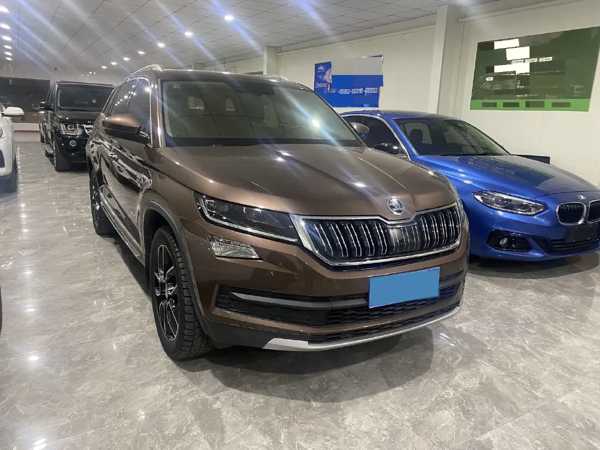 2019 Skoda Kodiak GT 2.0T 220HP L4 7DCT,autocango,china used car exporter,china ev exporter,chinese used car exporter,chinese used ev exporter