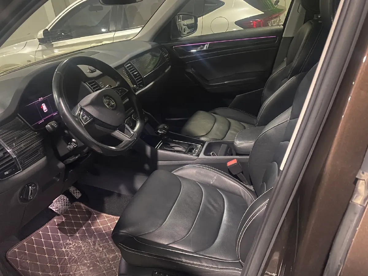 2019 Skoda Kodiak GT 2.0T 220HP L4 7DCT,autocango,china used car exporter,china ev exporter,chinese used car exporter,chinese used ev exporter