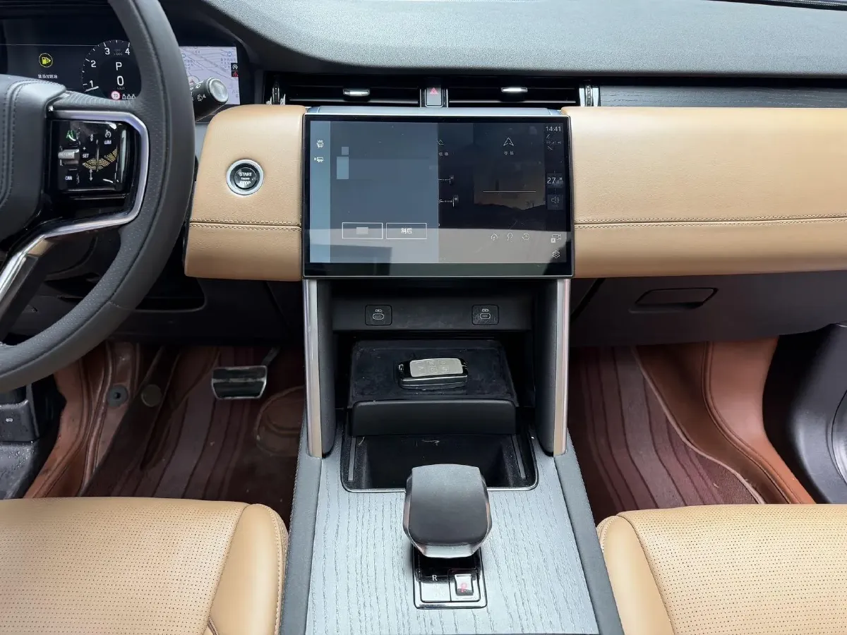 2024 Land Rover Discovery Sport 2.0T 249HP L4 9AT,autocango,china used car exporter,china ev exporter,chinese used car exporter,chinese used ev exporter