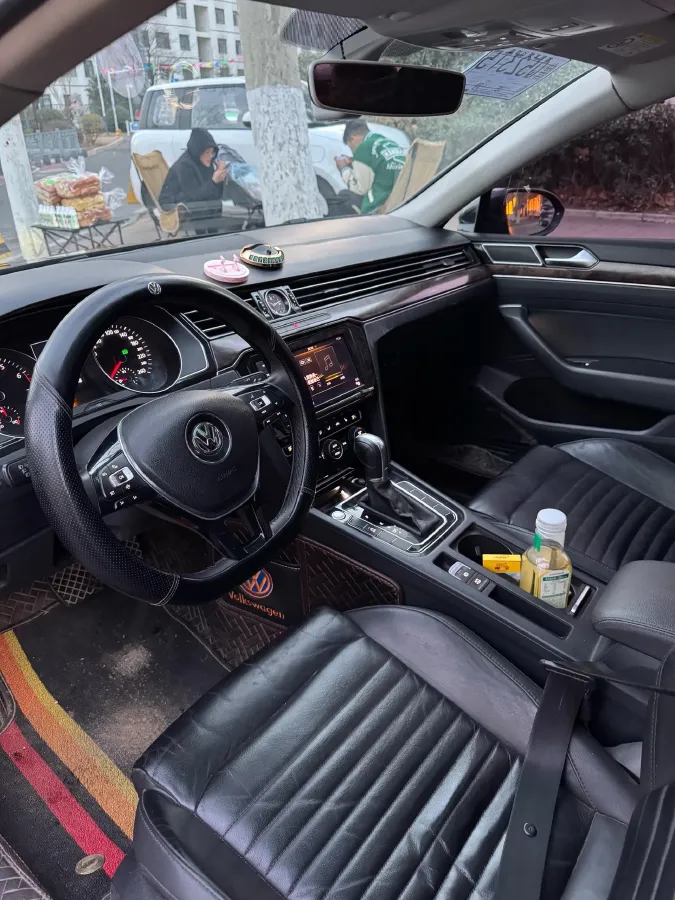 2019 Volkswagen Magotan 2.0T 186HP L4 7DCT,autocango,china used car exporter,china ev exporter,chinese used car exporter,chinese used ev exporter