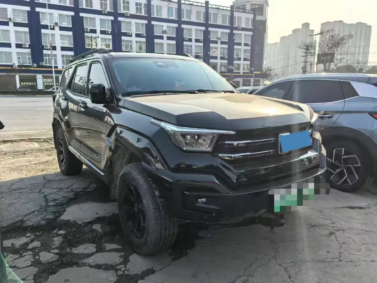 2024 Tank 400 2.0T 252HP L4 9AT PHEV 36.7/37.1KWH,autocango,china used car exporter,china ev exporter,chinese used car exporter,chinese used ev exporter