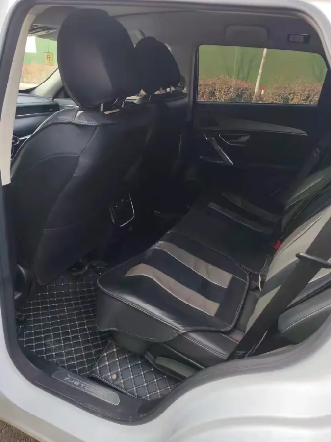 2021 Jetour X70 Plus 1.5T 156HP L4 6DCT,autocango,china used car exporter,china ev exporter,chinese used car exporter,chinese used ev exporter