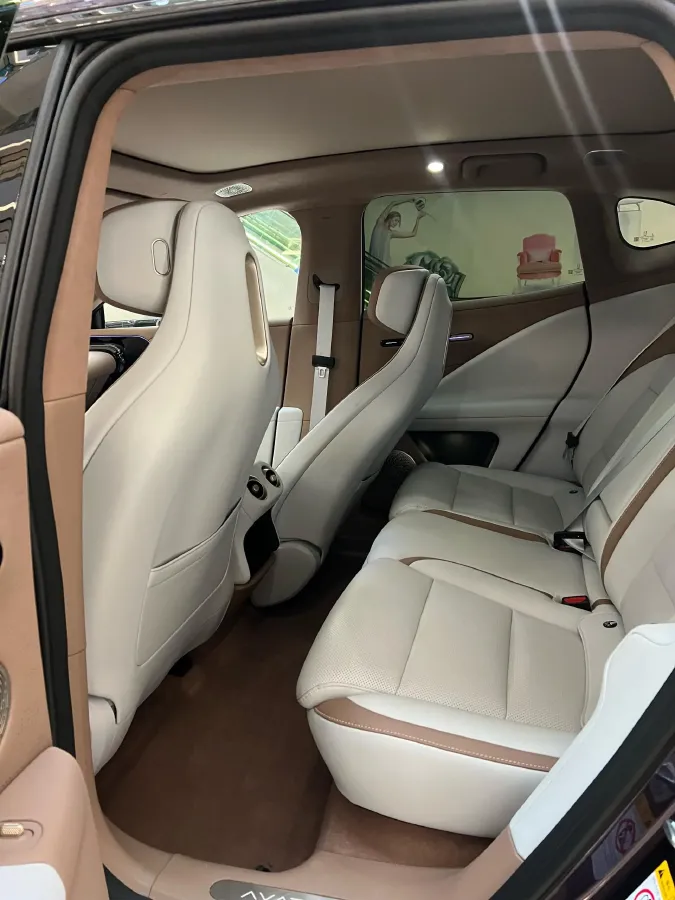 2026 Avatr 07 1.5T 156HP L4 REEV,autocango,china used car exporter,china ev exporter,chinese used car exporter,chinese used ev exporter