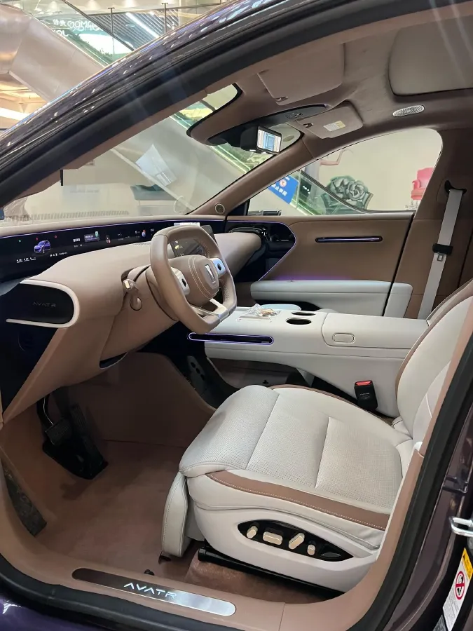 2026 Avatr 07 1.5T 156HP L4 REEV,autocango,china used car exporter,china ev exporter,chinese used car exporter,chinese used ev exporter