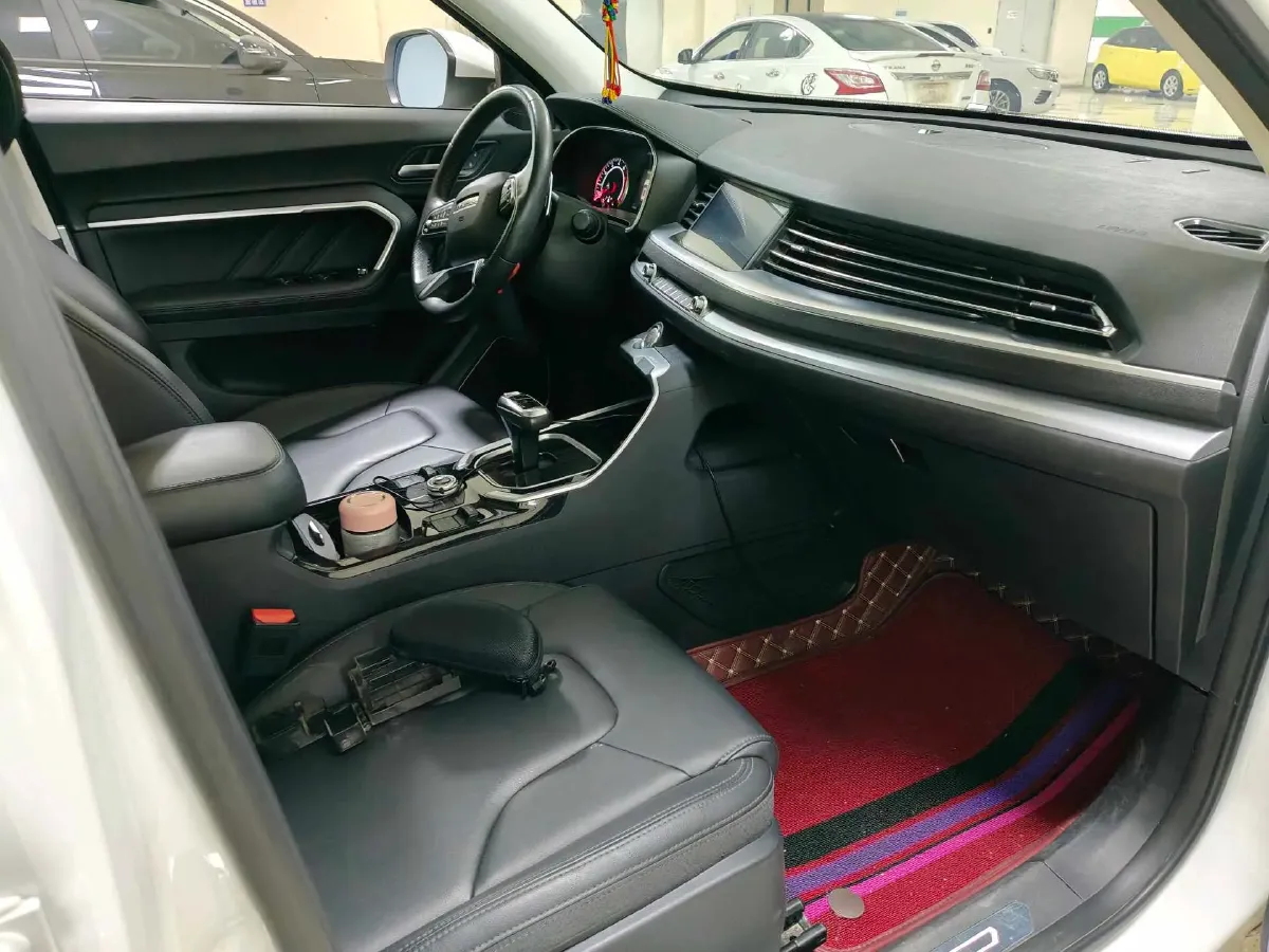 2017 Haval H6 2.0T 197HP L4 7DCT,autocango,china used car exporter,china ev exporter,chinese used car exporter,chinese used ev exporter