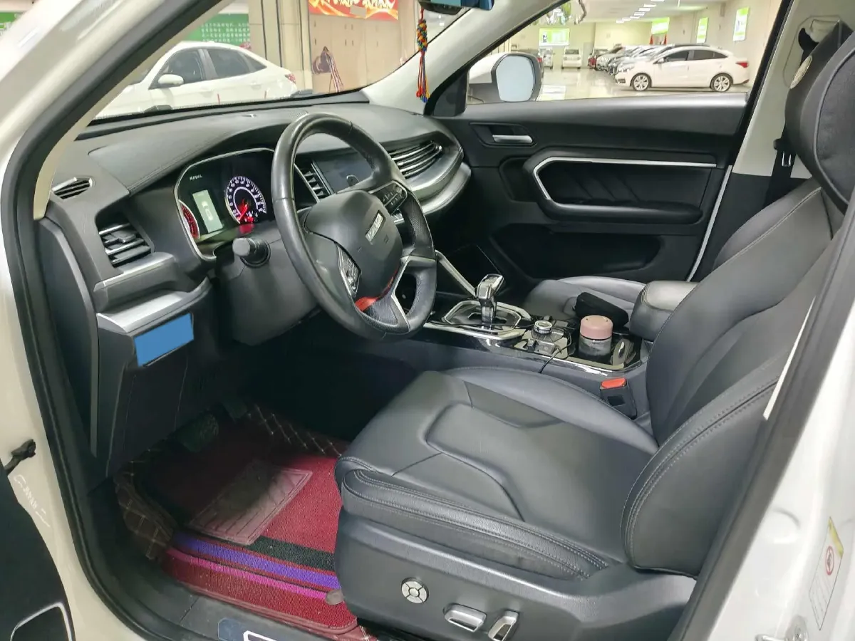 2017 Haval H6 2.0T 197HP L4 7DCT,autocango,china used car exporter,china ev exporter,chinese used car exporter,chinese used ev exporter