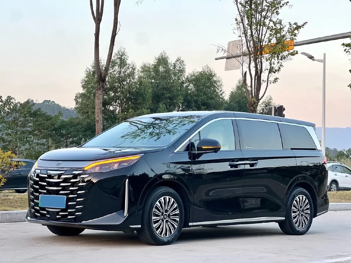 2025 BYD Xia 1.5T 156HP L4 E-CVT PHEV 20.39KWH,autocango,china used car exporter,china ev exporter,chinese used car exporter,chinese used ev exporter