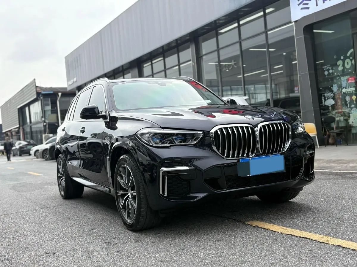 2022 BMW X5 2.0T 245HP L4 8AT,autocango,china used car exporter,china ev exporter,chinese used car exporter,chinese used ev exporter