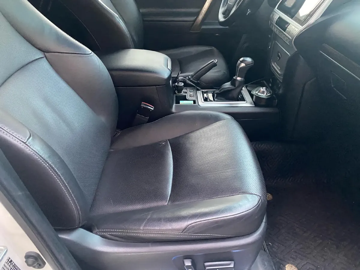 2019 Toyota Land Cruiser Prado 3.5L 280HP V6 6AT,autocango,china used car exporter,china ev exporter,chinese used car exporter,chinese used ev exporter