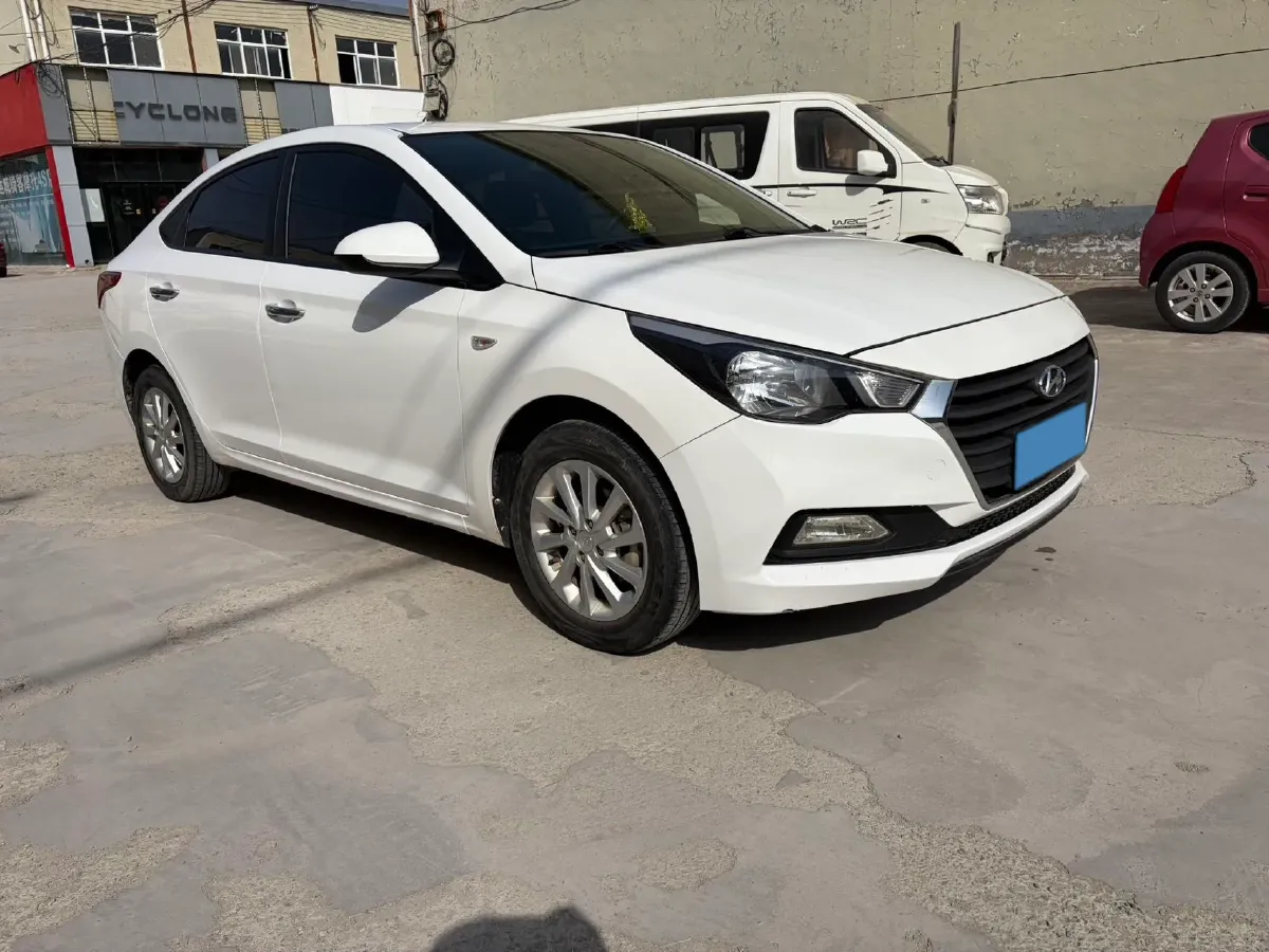 2016 Hyundai Verna 1.4L 100HP L4 6MT,autocango,china used car exporter,china ev exporter,chinese used car exporter,chinese used ev exporter