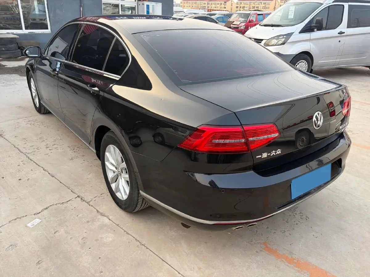 2018 Volkswagen Magotan 1.4T 150HP L4 7DCT,autocango,china used car exporter,china ev exporter,chinese used car exporter,chinese used ev exporter