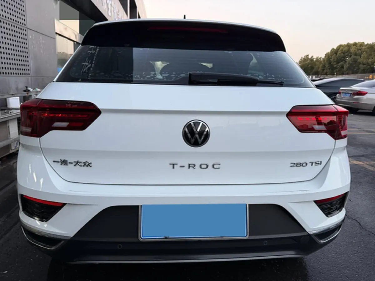 2021 Volkswagen T-Roc 1.4T 150HP L4 7DCT,autocango,china used car exporter,china ev exporter,chinese used car exporter,chinese used ev exporter