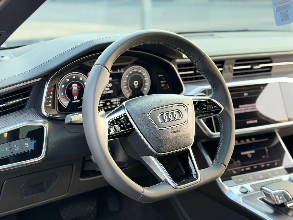 2021 Audi A6L 3.0T 340HP V6 7DCT,autocango,china used car exporter,china ev exporter,chinese used car exporter,chinese used ev exporter