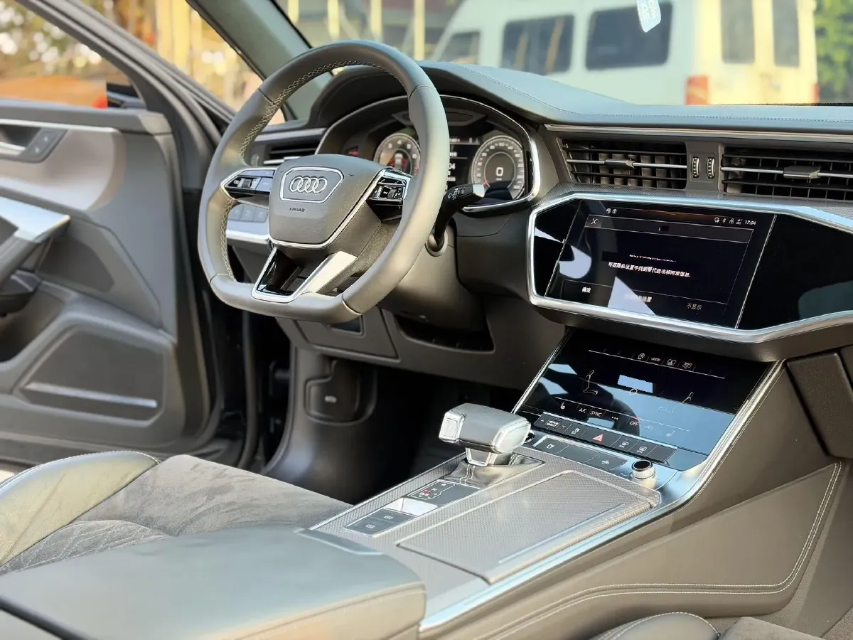 2021 Audi A6L 3.0T 340HP V6 7DCT,autocango,china used car exporter,china ev exporter,chinese used car exporter,chinese used ev exporter