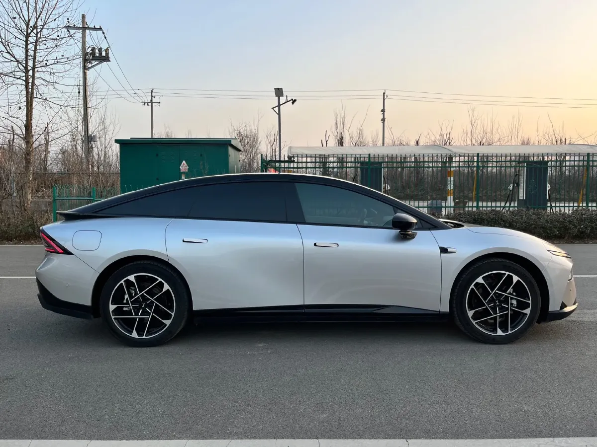 2024 Xpeng P7+ BEV 76.3KWH,autocango,china used car exporter,china ev exporter,chinese used car exporter,chinese used ev exporter