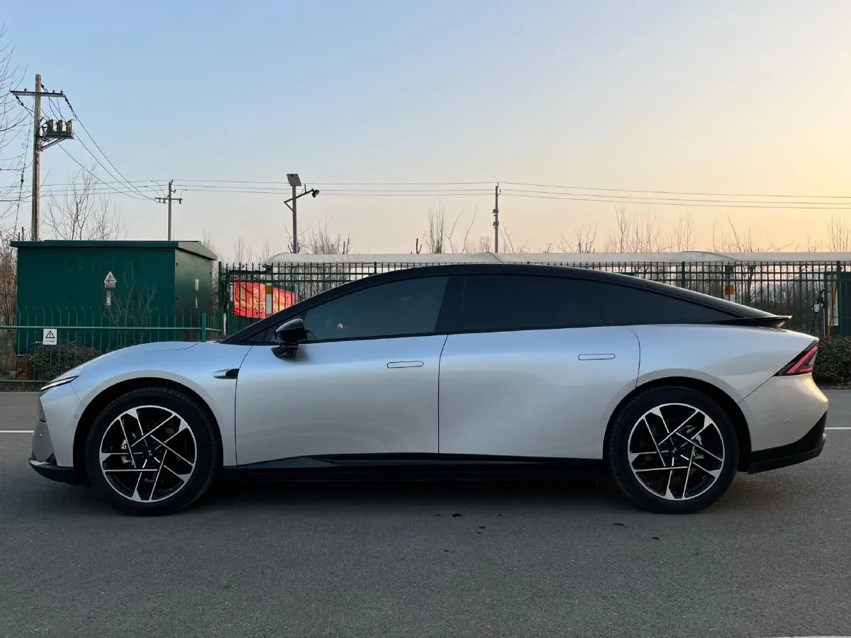 2024 Xpeng P7+ BEV 76.3KWH,autocango,china used car exporter,china ev exporter,chinese used car exporter,chinese used ev exporter