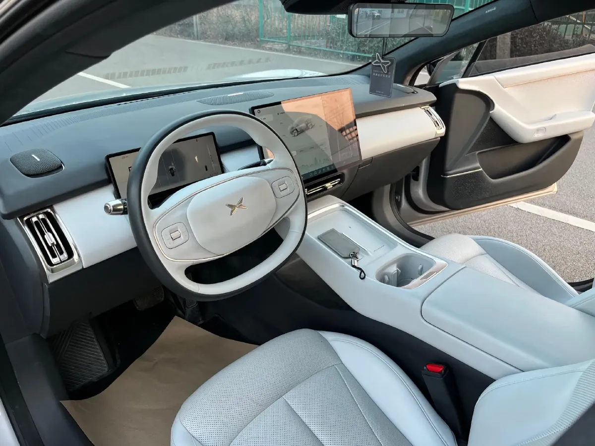 2024 Xpeng P7+ BEV 76.3KWH,autocango,china used car exporter,china ev exporter,chinese used car exporter,chinese used ev exporter