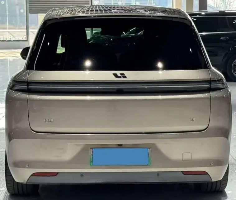 2023 Li L8 Range Extended 154HP REEV 40.9KWH,autocango,china used car exporter,china ev exporter,chinese used car exporter,chinese used ev exporter