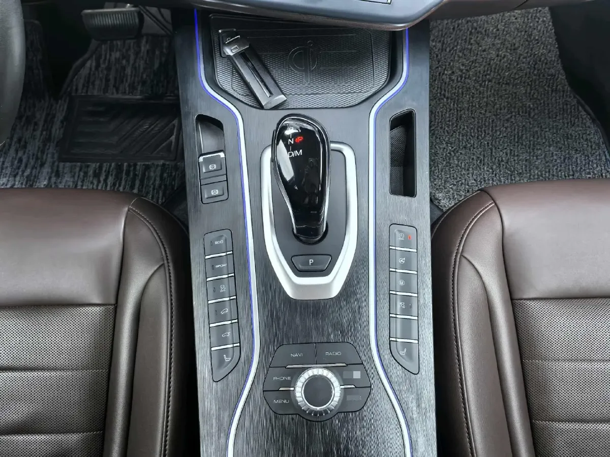 2020 WEY VV7 2.0T 227HP L4 7DCT,autocango,china used car exporter,china ev exporter,chinese used car exporter,chinese used ev exporter