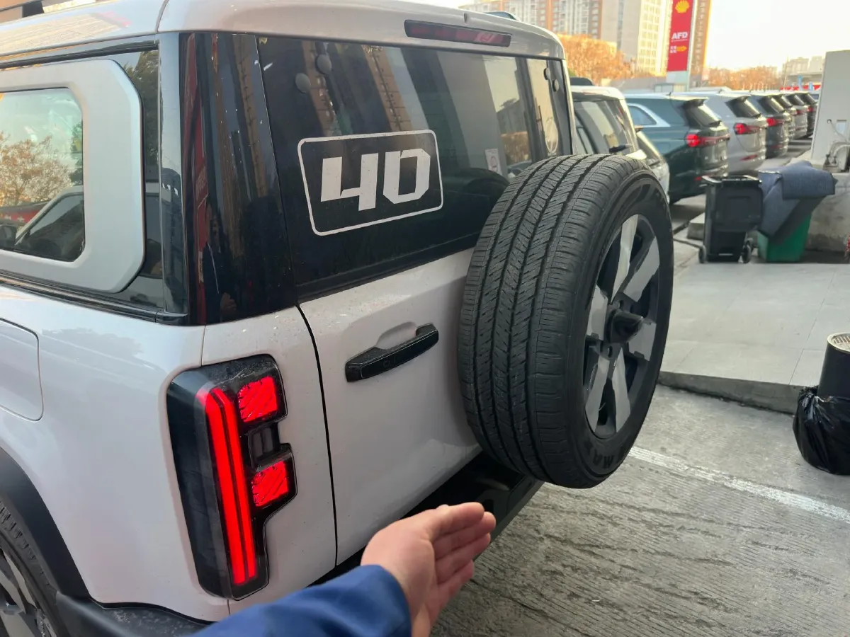 2025 Beijing BJ40 REEV REEV 188HP REEV 40.3KWH,autocango,china used car exporter,china ev exporter,chinese used car exporter,chinese used ev exporter