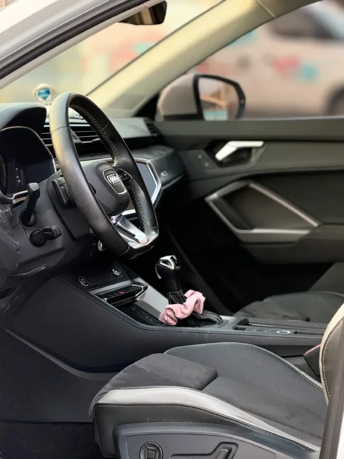 2023 Audi Q3 1.4T 150HP L4 7DCT,autocango,china used car exporter,china ev exporter,chinese used car exporter,chinese used ev exporter